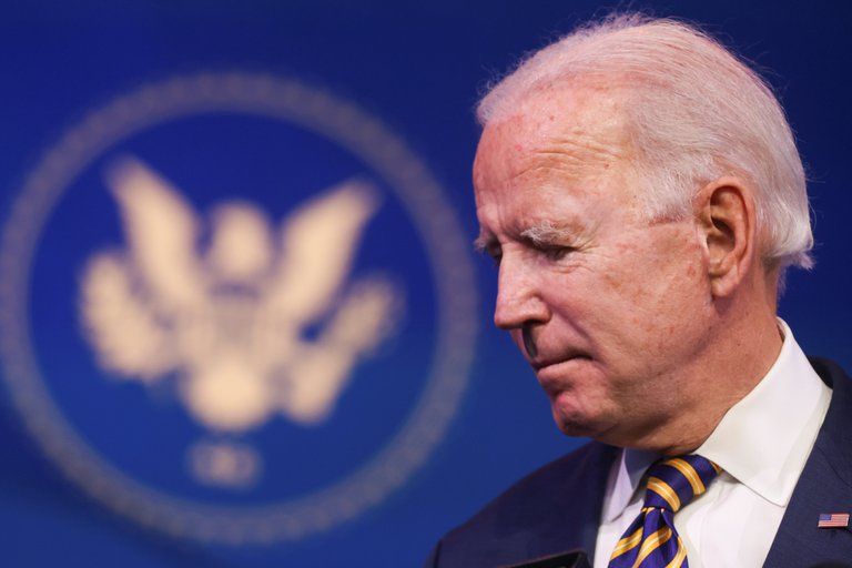 Trump reunió a 11 senadores para denunciar la victoria de Biden