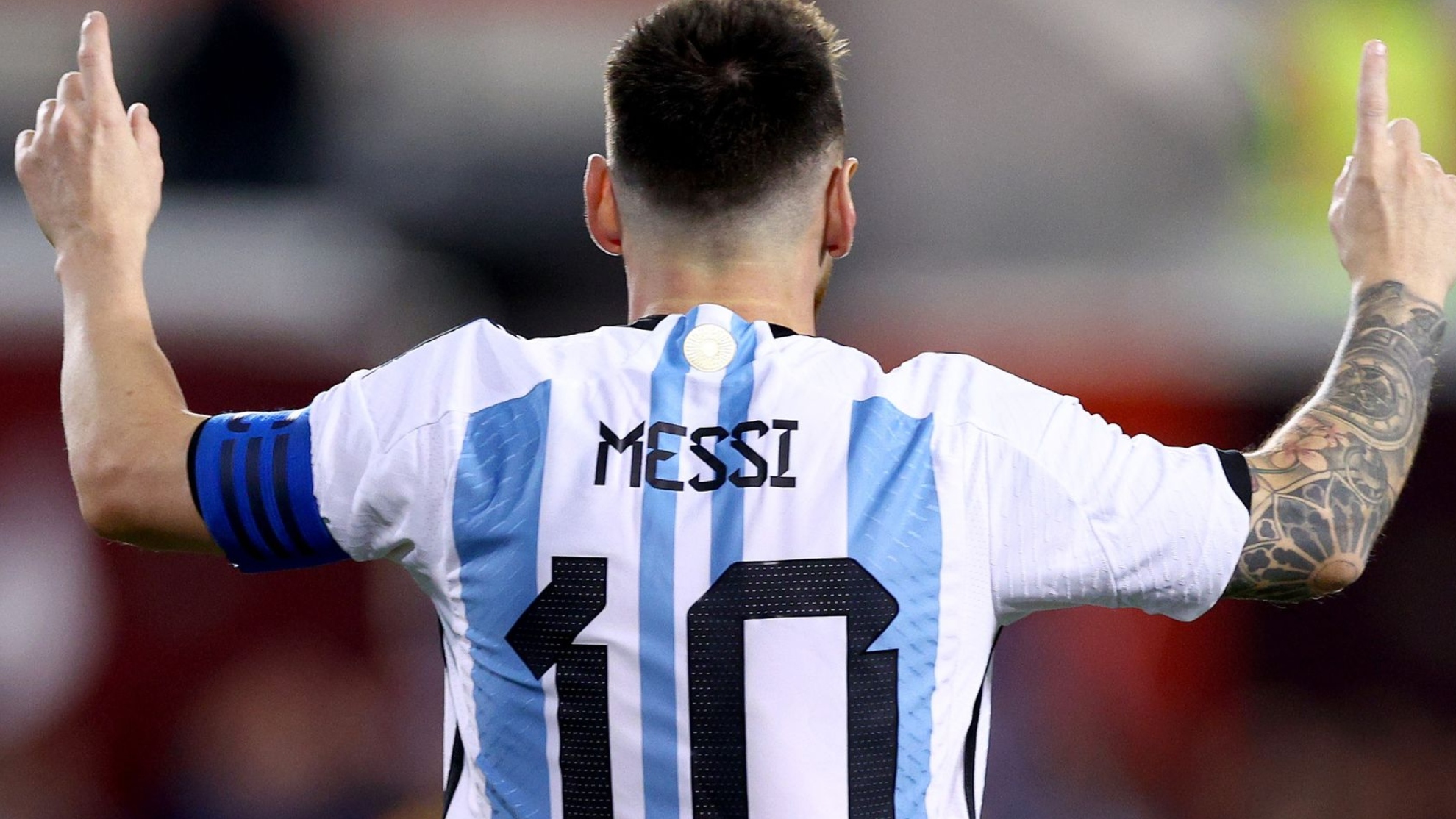 Las estrellas del fútbol se rindieron a los pies de Messi