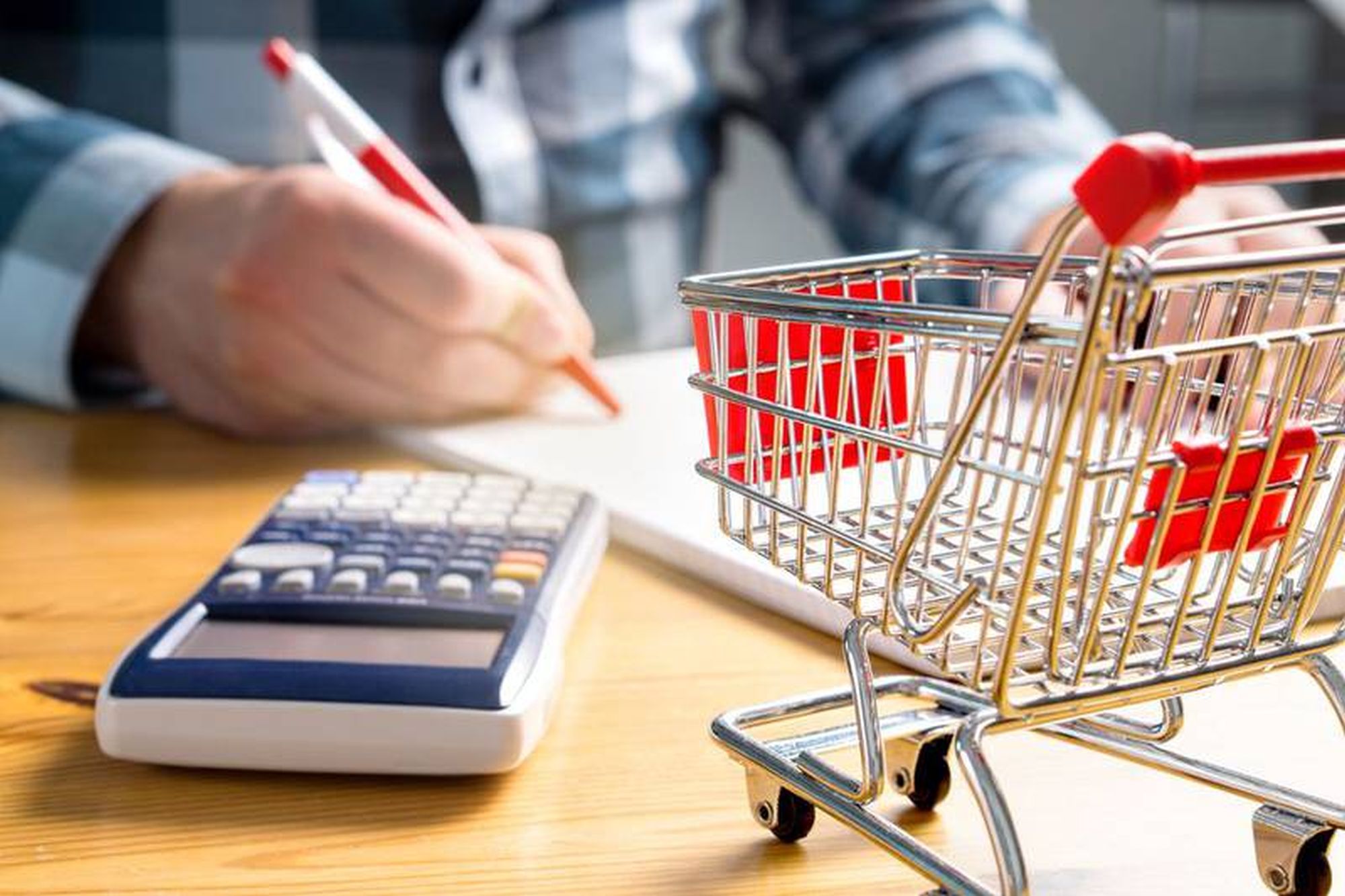 Ahora las consultoras estiman que la inflación 2022 cierra en el 95%