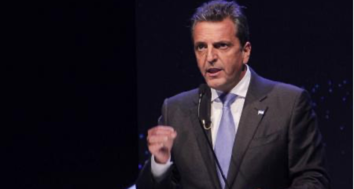 Massa anunció un dólar diferencial para todo el sector exportador