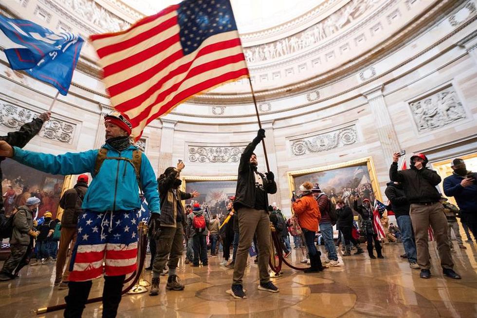 Anarquía en EE.UU.: los simpatizantes de Trump tomaron el Congreso