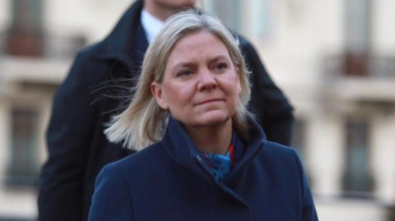 A solo 8 horas de asumir, renunció la primer ministra de Suecia
