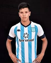 Balearon a un jugador de la Cuarta de Racing y lucha por su vida