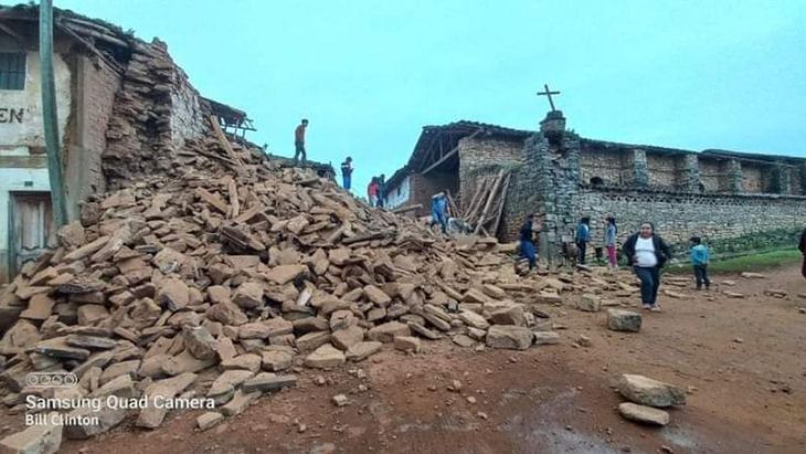 Un fuerte sismo sacudió Lima