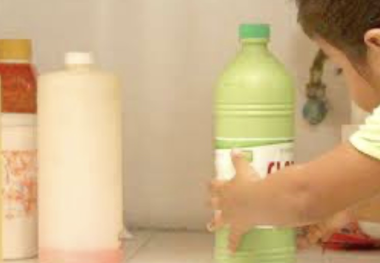 Un nene de 2 años ingirió lavandina y tuvo que ser internado 