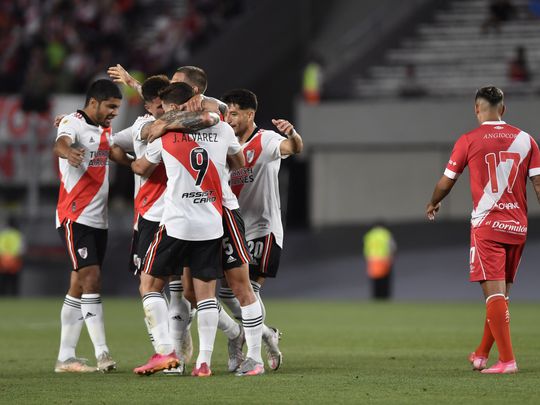 Ganó, gustó y goleó: River se corta solo en el campeonato