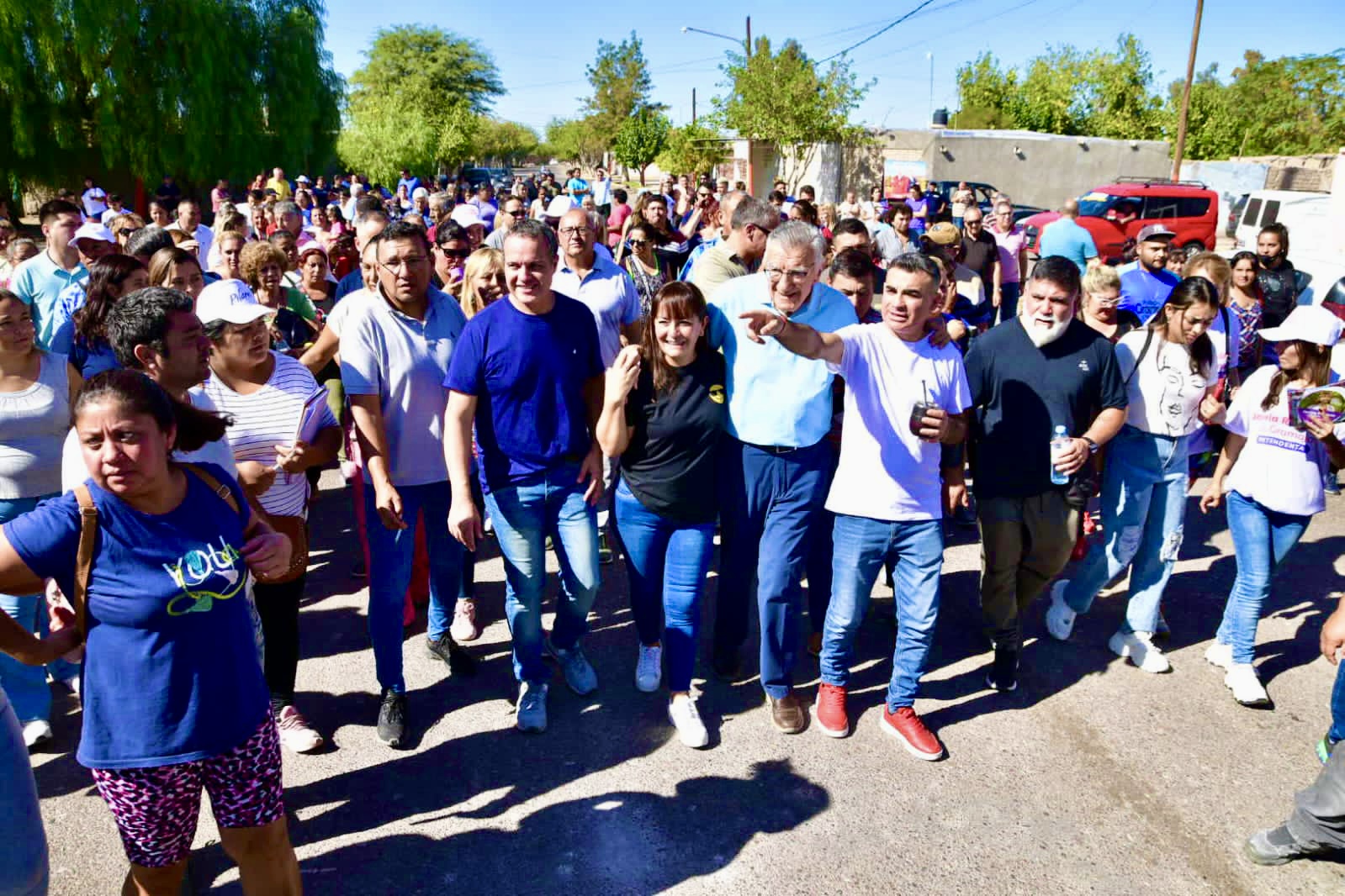 Gioja y Gramajo recorrieron Villa Unión 