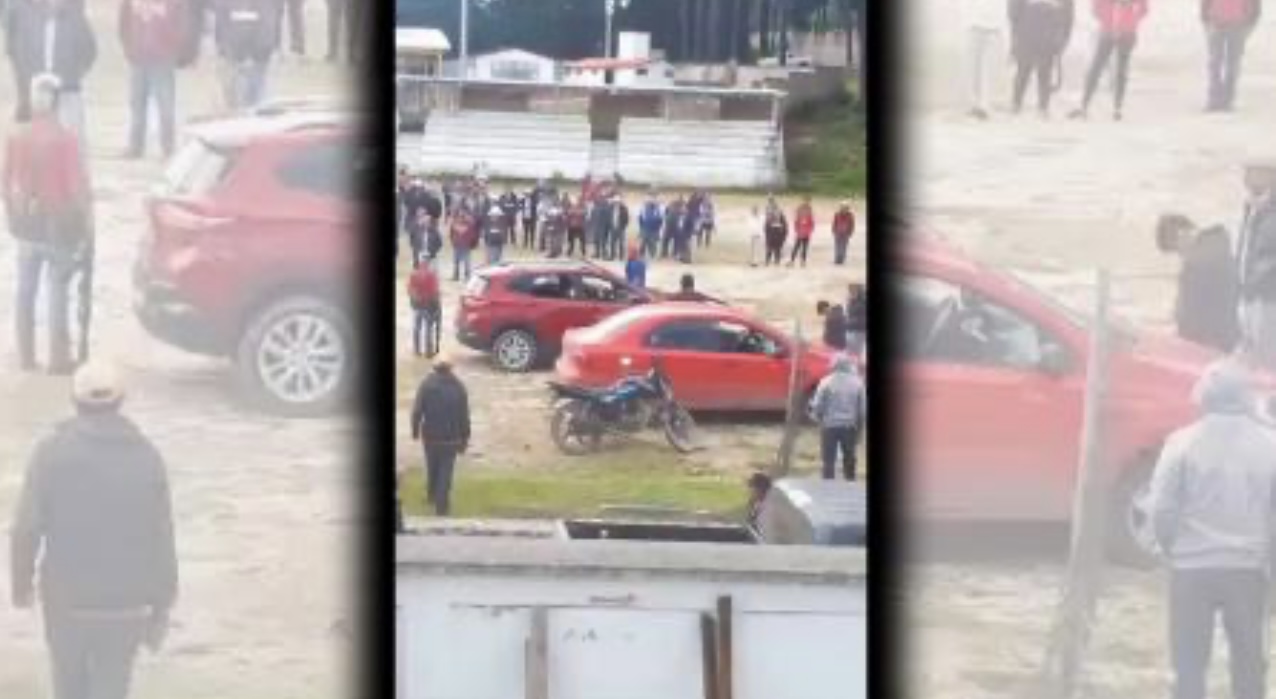 México: un enfrentamiento entre pobladores y presuntos criminales dejó 14 muertos