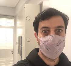Un argentino que se iba a España terminó encerrado en las cajas de seguridad de un banco