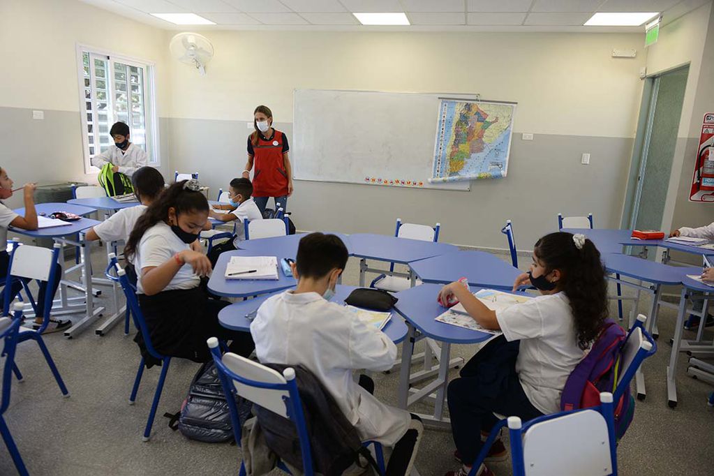 Educación eligió las primarias de departamentos alejados para comenzar