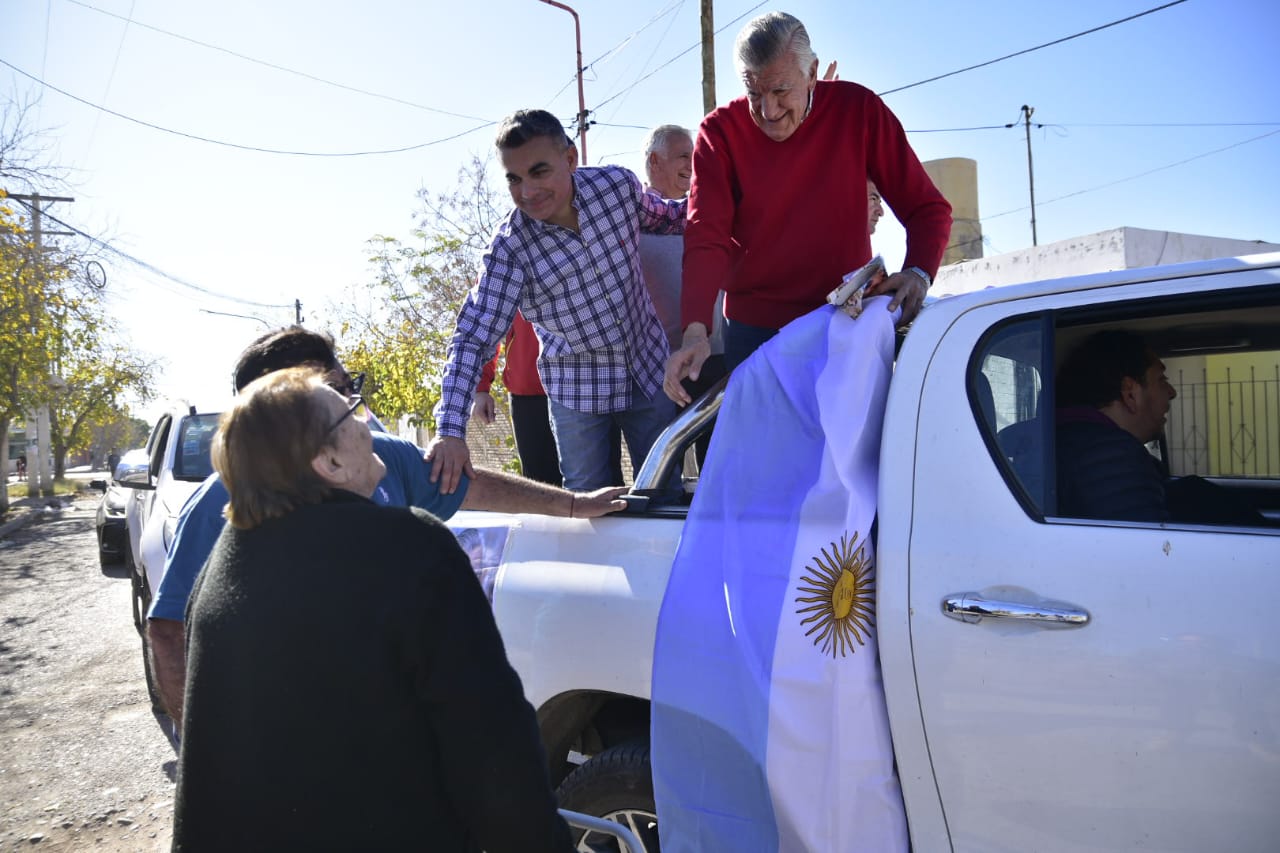 A una semana de las elecciones Gioja y Gramajo eligieron Rawson para hacer una gran caravana 
