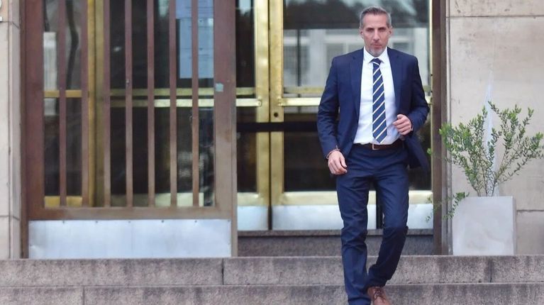Mensaje amenazante del Gobierno para los fiscales Luciani y Mola: "Deberían estar preocupados"