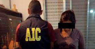Una mujer asesinó de 14 puñaladas a una vendedora para robarle golosinas
