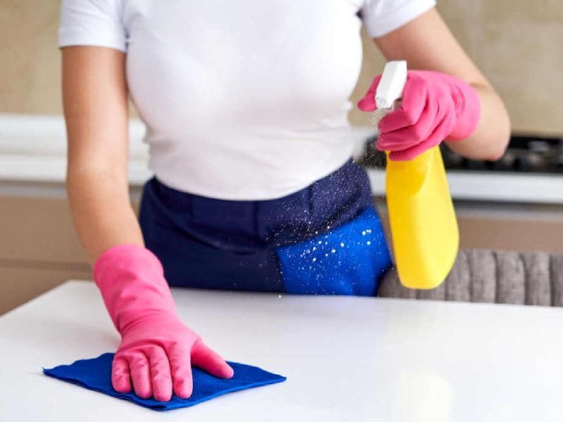 Acordaron un aumento del 36% para personal doméstico: cómo quedan los sueldos por mes
