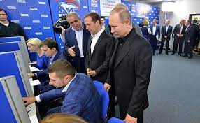 En las elecciones de Rusia, gana el partido de Putin pero con malos números