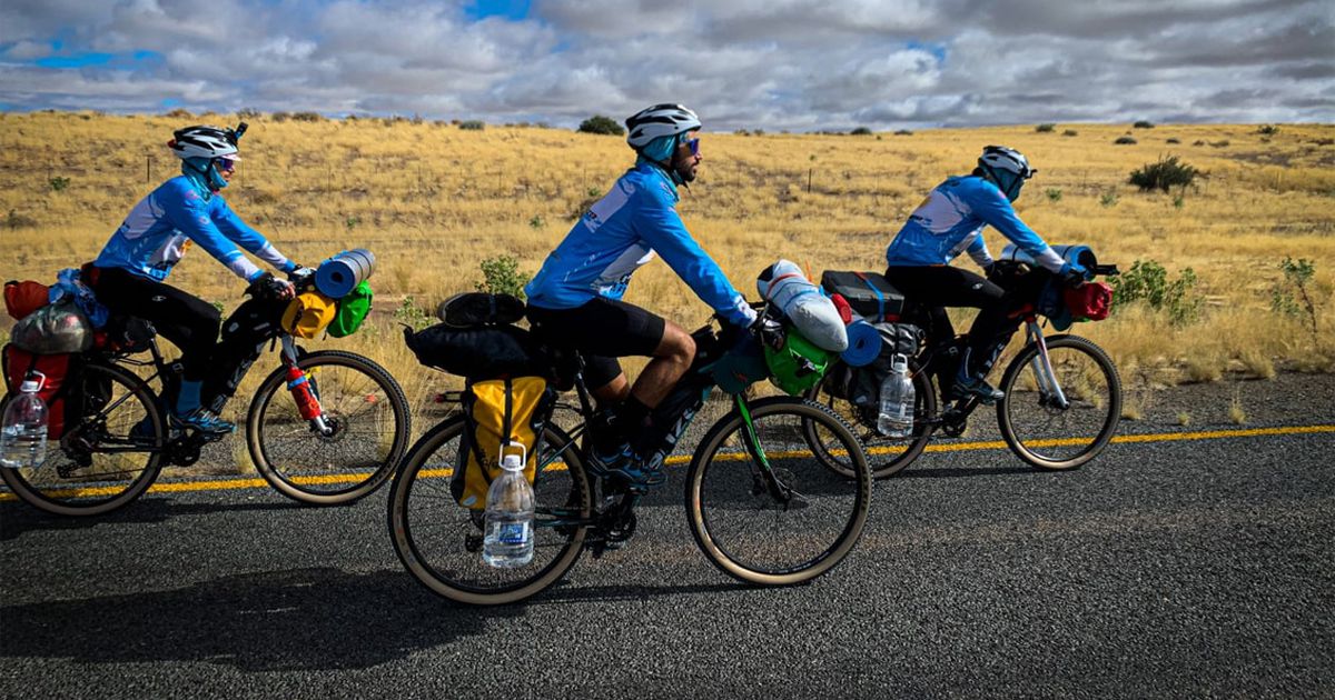 Al Mundial en bici: los cordobeses que pedalearon seis meses hasta llegar a Qatar