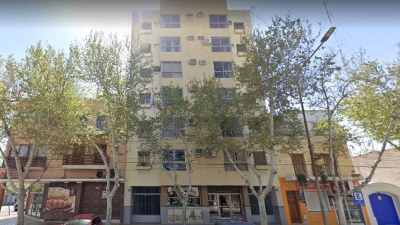 ¿Milagro? Un nene de 6 años cayó de un tercer piso y se salvó por un tender de ropa