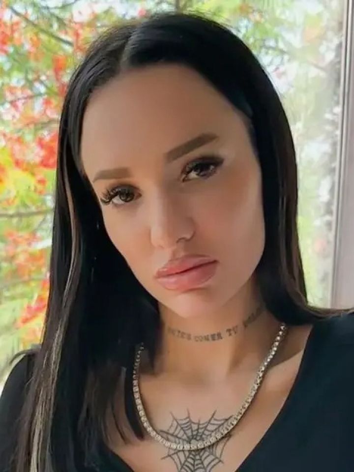 A un mes de anunciar su retiro, La Joaqui estrenó un tema con Mau y Ricky