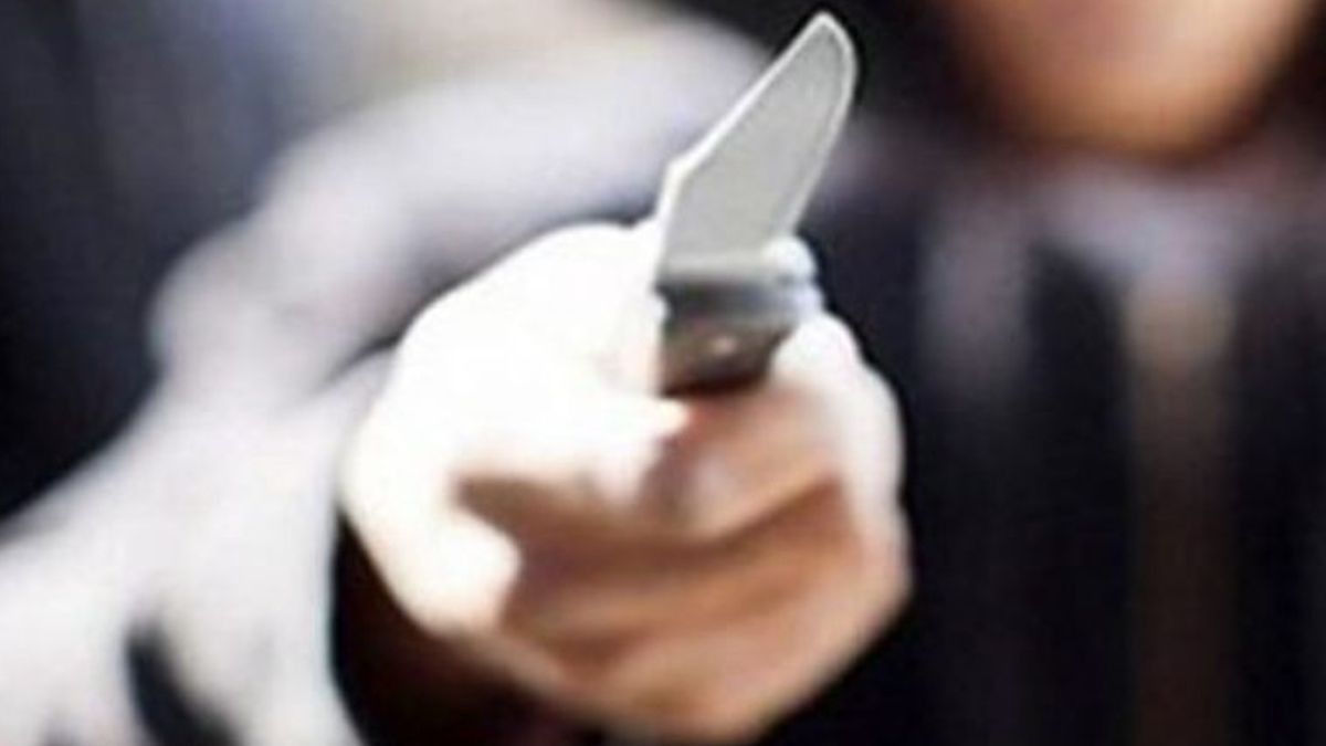Fue la casa de su ex novia y la amenazó con un cuchillo