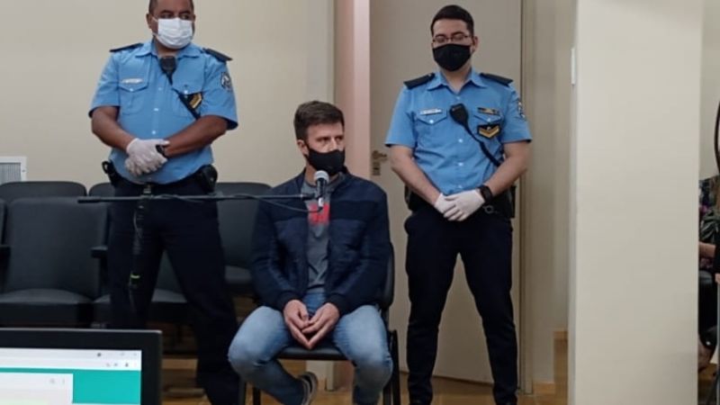 Absolvieron al ginecólogo acusado de abusar a una joven
