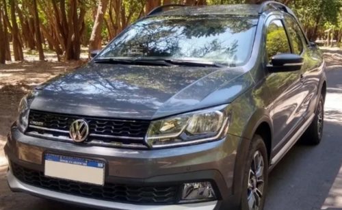 Dejó las llaves puestas y le robaron la camioneta