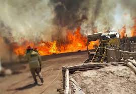 Se incendió un depósito y causó temor esta mañana