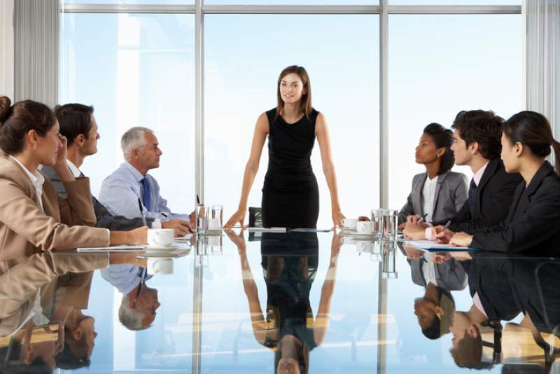 ¡Vamos chicas! un sondeo demuestra que cada vez son mas las mujeres que lideran empresas en el mundo 