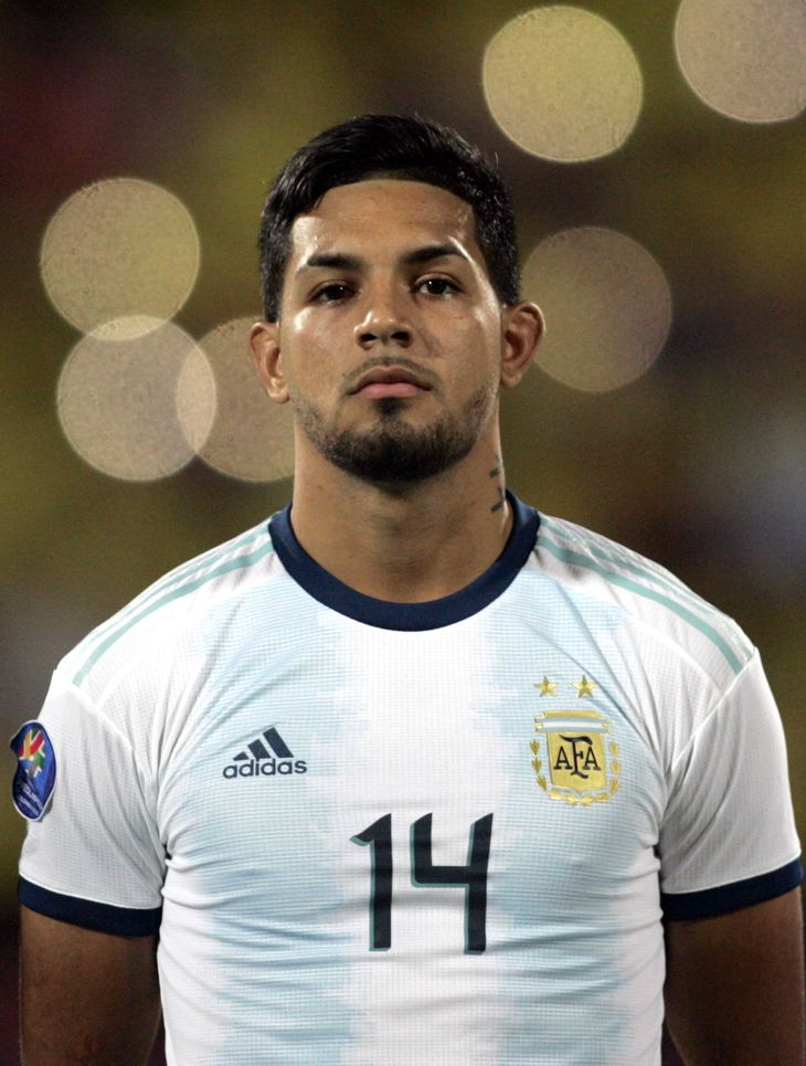 Detuvieron a un futbolista de la Selección Argentina por violencia de género