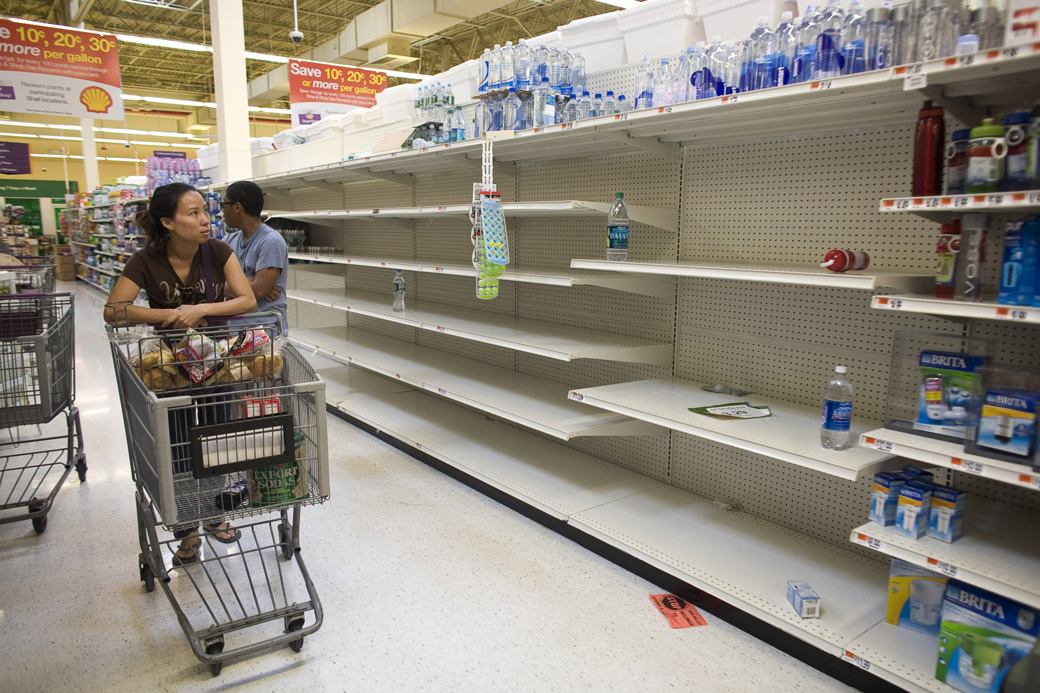 Los supermercados advierten por faltantes y fuertes subas de precios en aceites, harinas y derivados
