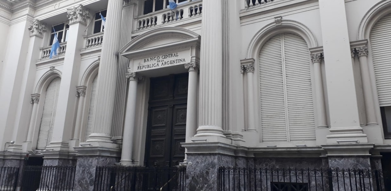 Sin bancos: el lunes las sucursales permanecerán cerradas