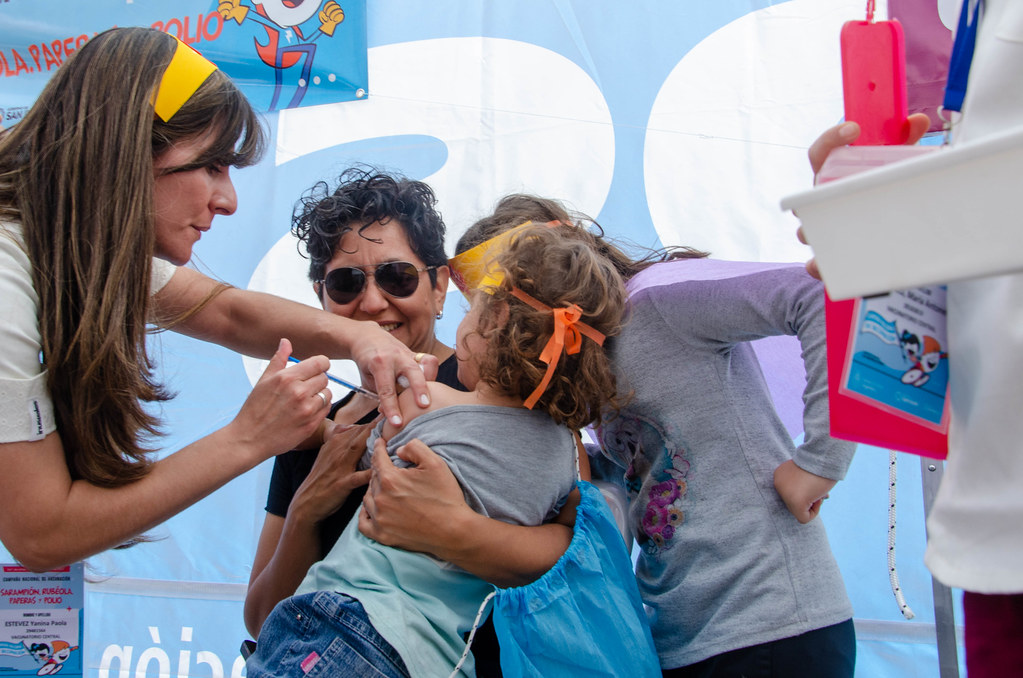 Más de 41.000 niños fueron vacunados contra la rubéola y el sarampión