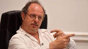 Más cambios en el Gobierno: renunció el asesor presidencial Alejandro Grimson