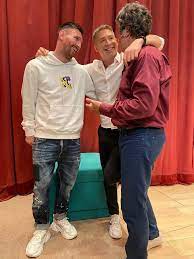 Messi fue a ver una obra de teatro y revolucionó la Avenida Corrientes