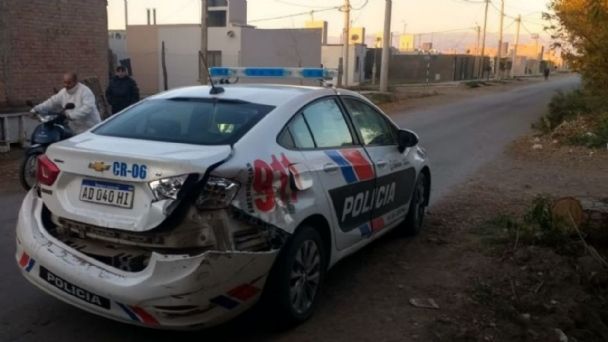 Operativo: Policías heridos y patrulleros dañados