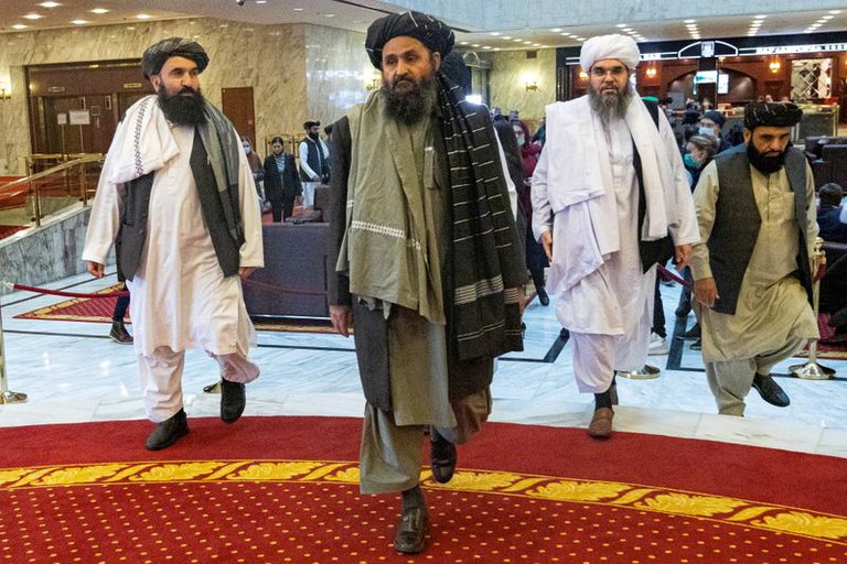 Los talibanes anunciaron que Hasan Akhund dirigirá el nuevo gobierno