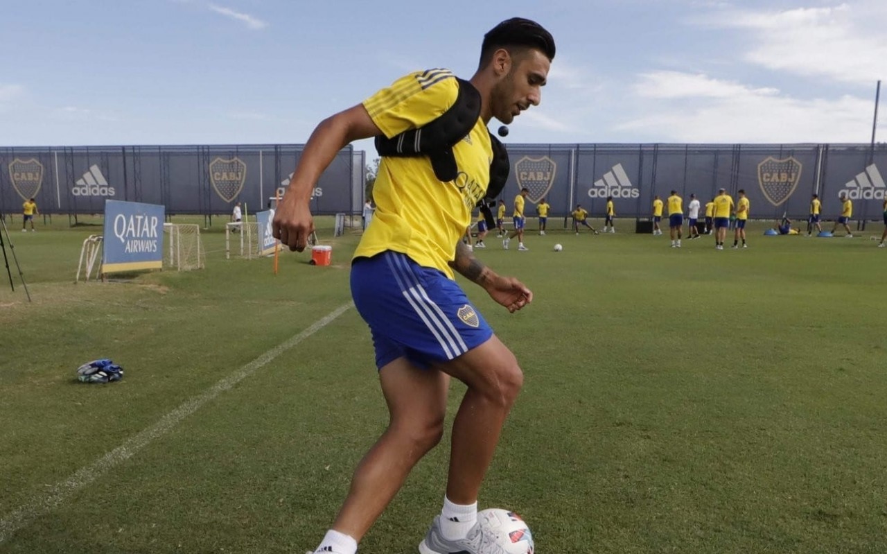 El "Toto" Salvio se presentó al entrenamiento de Boca luego de ser denunciado