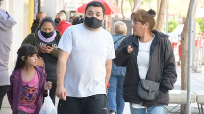 Los comercios deberán dejar ingresar a quienes no usen cubreboca