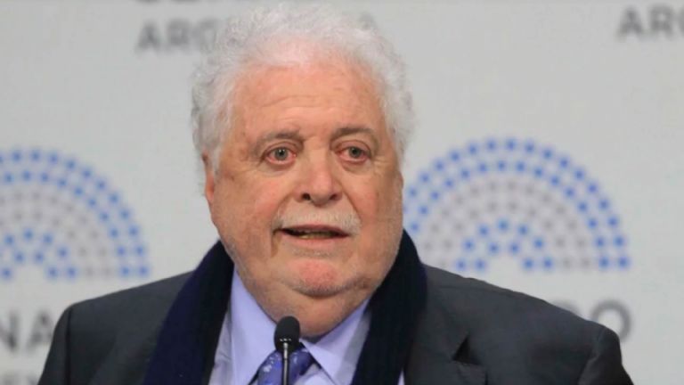 Pidieron el juicio político a Ginés González García por