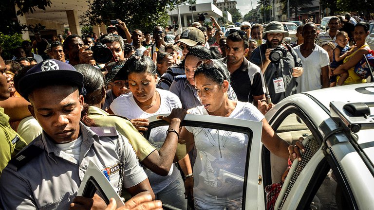 Derechos sociales en Cuba: represión y crisis alimentaria y sanitaria