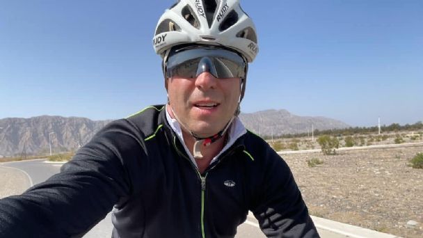Nuevamente Uñac reflexionó sobre San Juan arriba de su bicicleta
