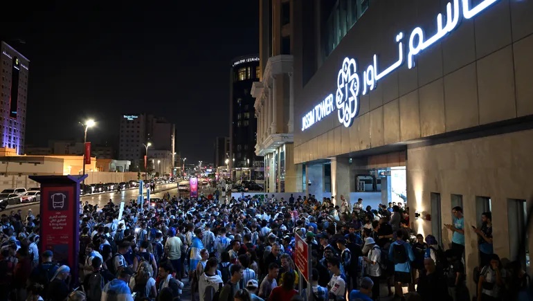 ¡Como locos! Los hinchas argentinos en Doha no paran de reclamar entradas