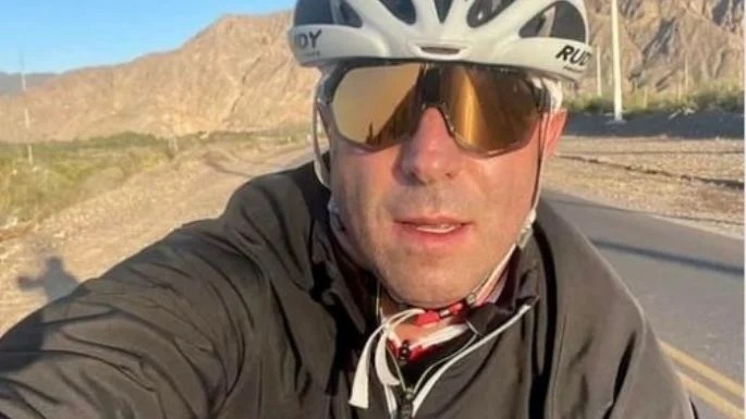 En el día de las elecciones, Uñac arrancó pedaleando la mañana