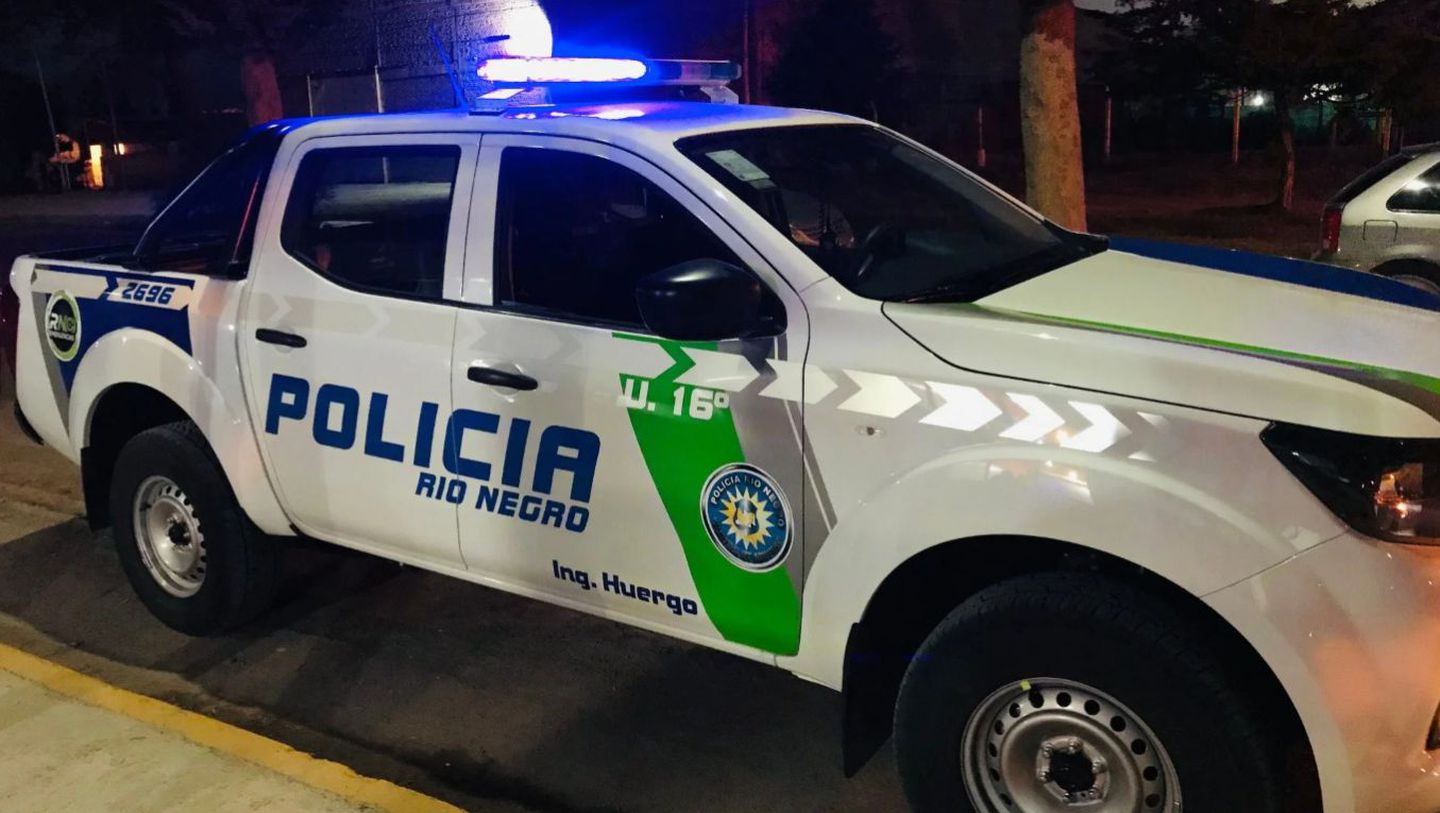 Un médico, su esposa y una amiga iban a hacer un trÃo, pero se enteró el novio de la chica y entró a los tiros
