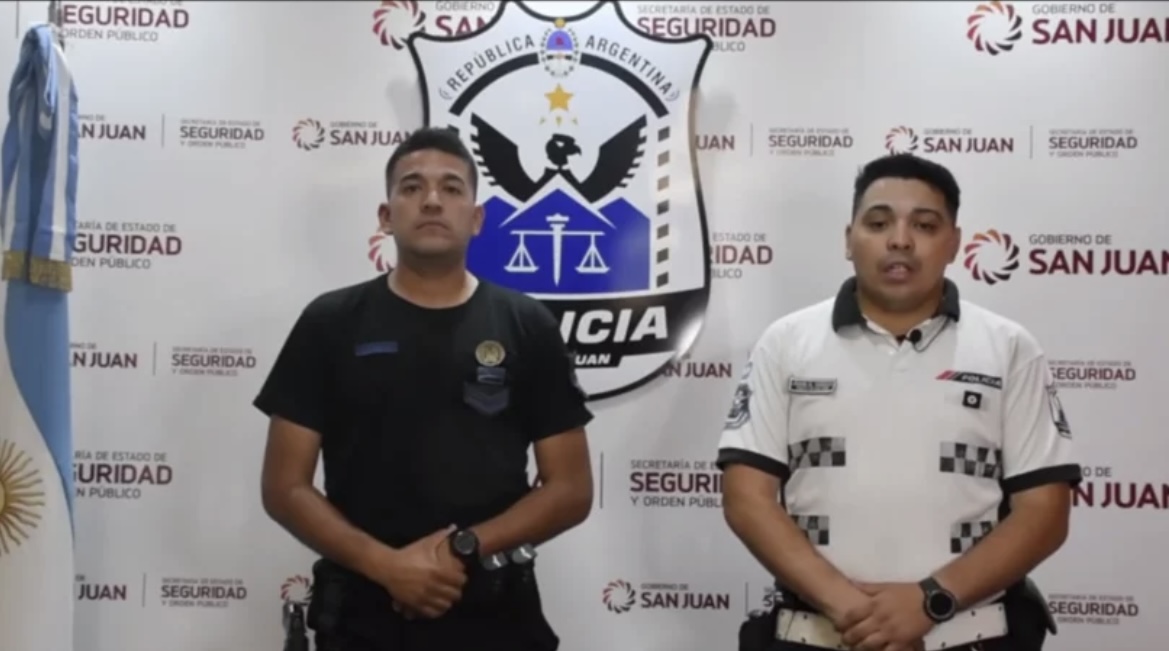 Los milagros de Navidad: agentes policiales le salvaron la vida a un bebé