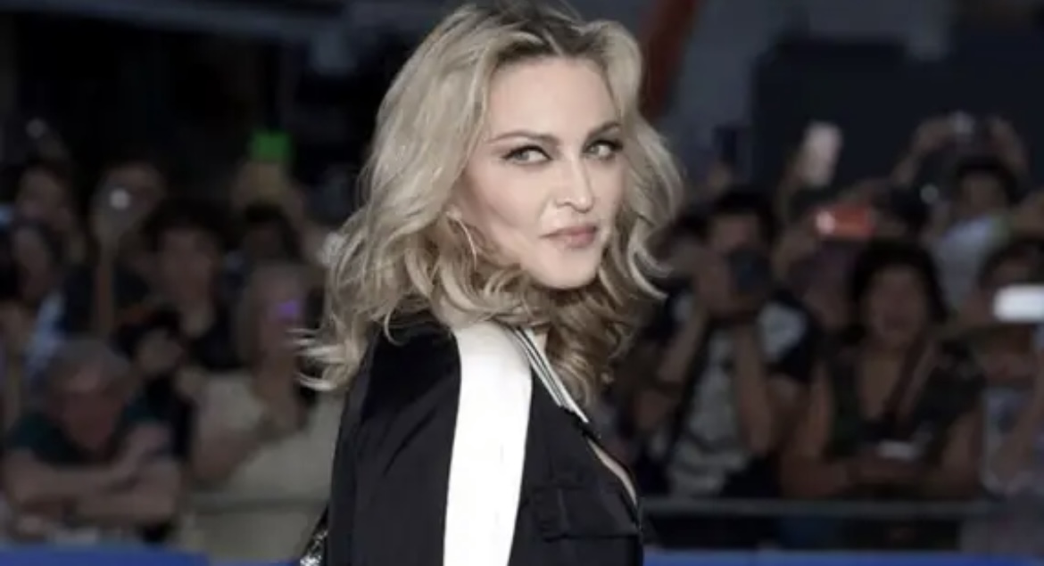 Madonna fue encontrada inconsciente y está internada luchando contra una bacteria
