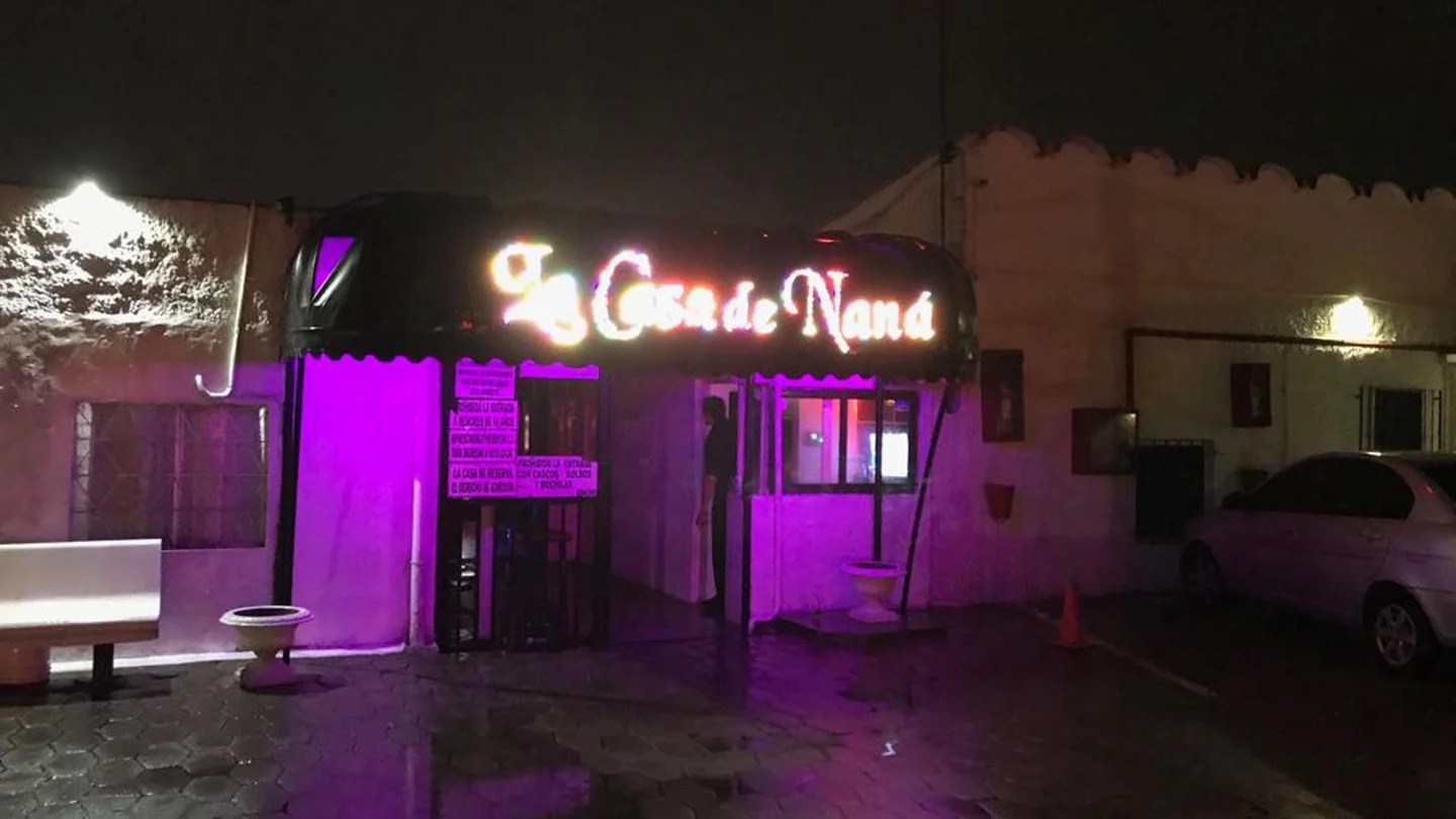 Un reconocido prostíbulo de Punta del Este exige a sus clientes el esquema de vacunación completo