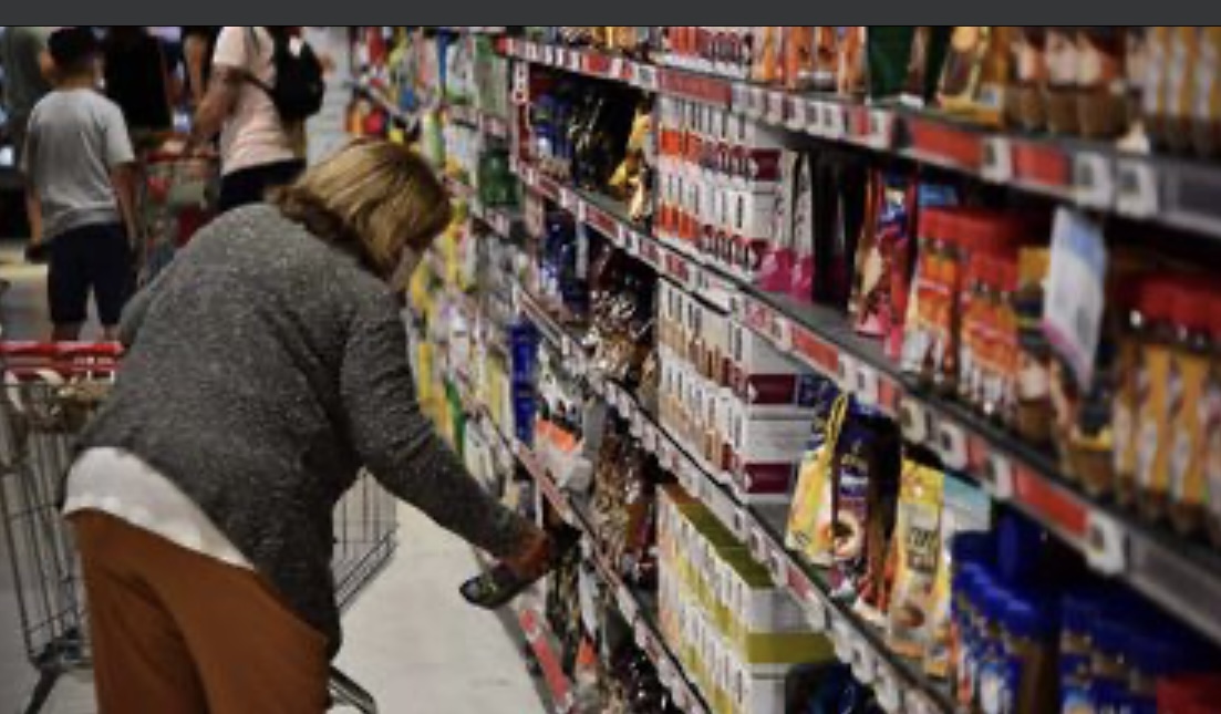 Canasta básica trepó 8% en marzo: una familia tipo necesita más de $191.000 para no ser pobre