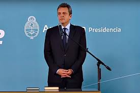 Sergio Massa anunció televisores en cuotas, bono social y piso de ganancias