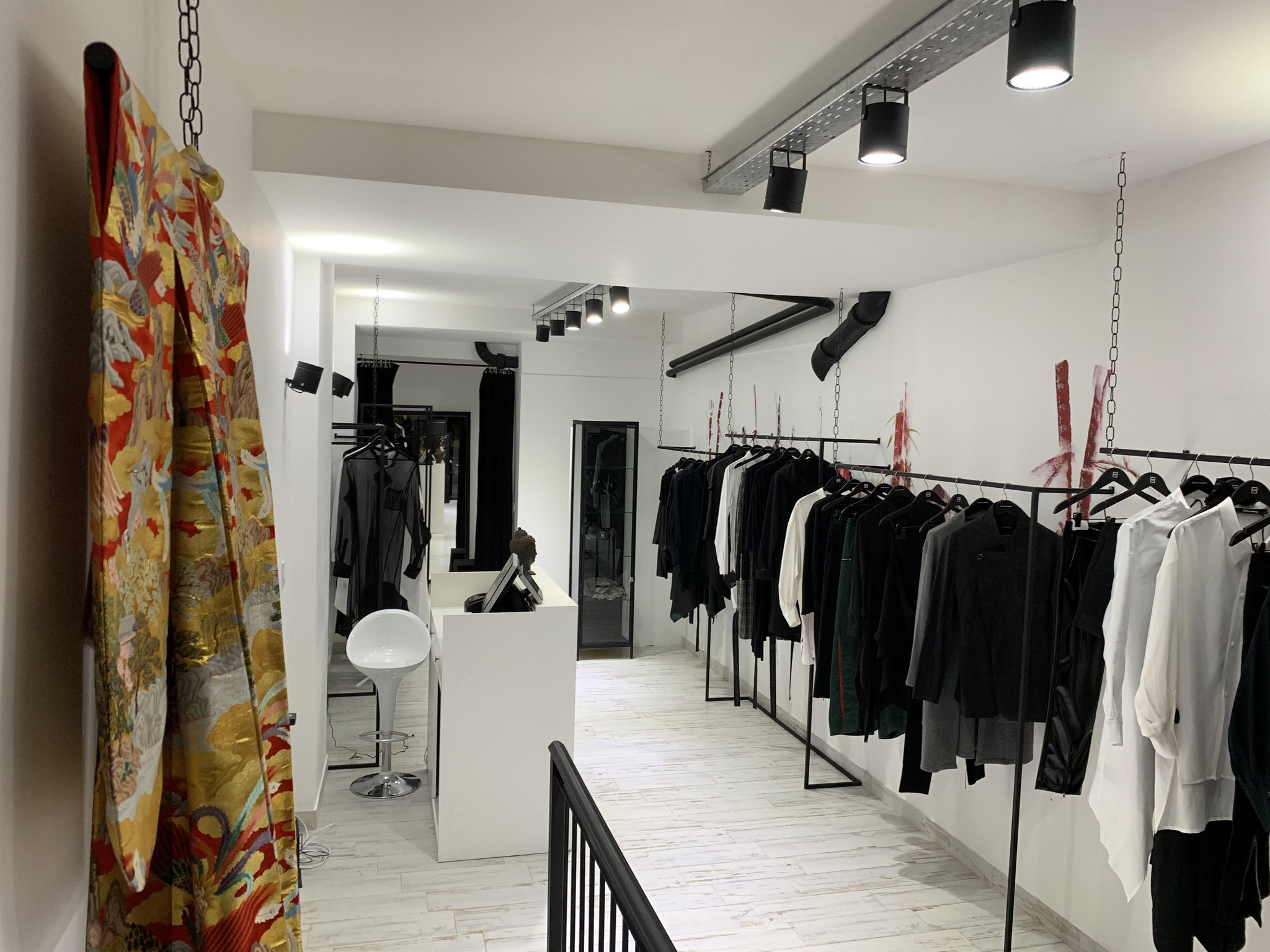 El Gobierno lanzó Acción Moda, con prendas en 2.000 locales