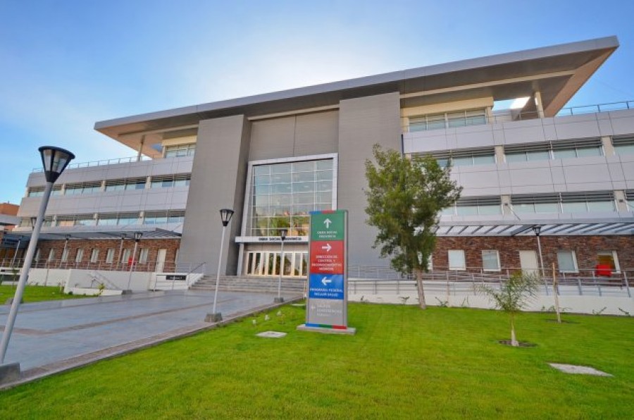 Medida de fuerza de Farmacéuticos por demoras en el pago de Obra Social Provincia